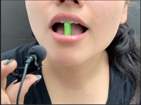 ASMR ESPAÑOL- Mascando chicle