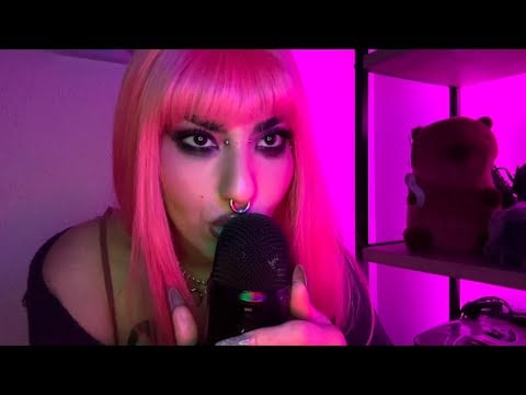 ASMR Mic Kisses & Purring Attempts 💓 Super Tingly Mouth Sounds