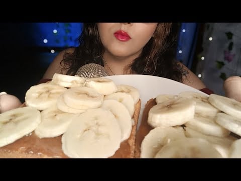 ASMR Comiendo pan tostado con cajeta/dulce de leche  y platano
