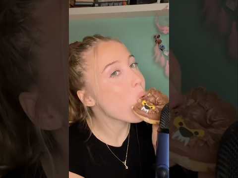 Eating krispy kreme’s halloween doughnuts review #donutasmr #asmrmukbang