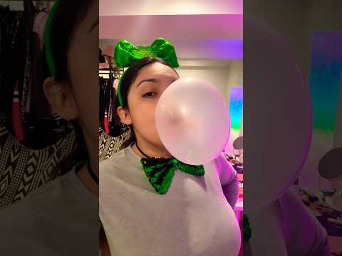 BUBBLE GUM ASMR | blowing bubble gum popping sounds #asmr #bubblegum