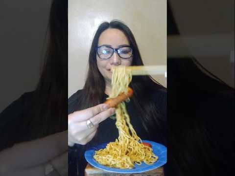 MY BREAKFAST#shortsfeed #mukbang #viral #food #eatingshow #everyone #eating #migoreng #hotdog #asmr