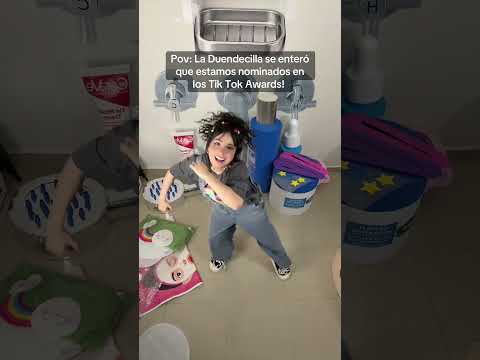 Voten por mí en Creador del Año 🙏 por favor