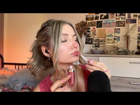 ASMR | lipgloss application and mouthsounds 👄 (close to the mic)