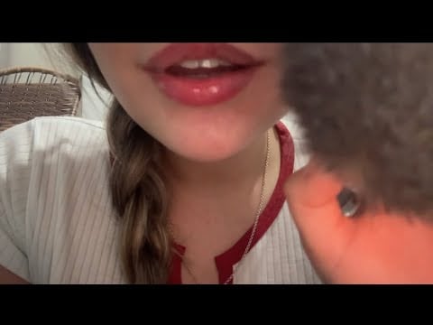 ASMR INICIANTE e CASEIRINHO - inaudível + pincel na tela + pincel no mic