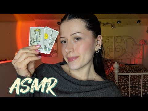 ASMR 🃏 focus on the cards - different triggers