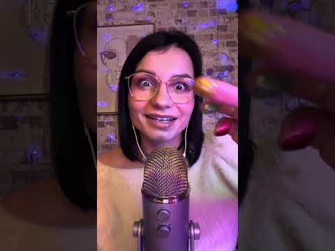 Spit painting your name  #asmr #asmrtingles #spitpainting