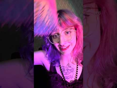 Brushing your hair  #tingles #visualtingle #relax #roleplay #tapping #asmr #asmrhairplay #sleep