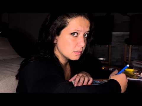 ASMR- Ta camarade de classe est insupportable. (elle te soûle)