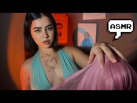 ASMR - A MENINA QUE SENTA ATRÁS DE VOCÊ É OBCECADA PELO SEU CABELO