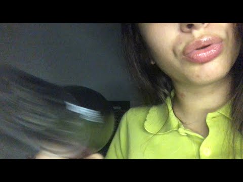 Asmr roleplay: A pior cabeleireira do país pranchando seu cabelo!