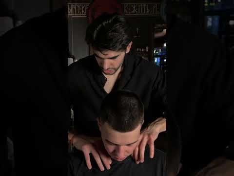 #asmr  #thebarbersarms #headmassage #barbershop #triggersforsleep #relax #asmrwhisper #whisper #fyp