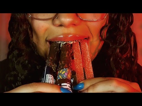 ASMR mordendo doces crocantes 🍭 Sons de mastigação 🍬