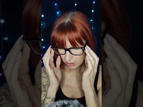 ASMR - Ich zeige mich mit Brille #asmr #asmrshorts #asmrsounds