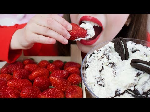 ASMR JUICY STRAWBERRIES + Bowl of OREO WHIPPED CREAM (Eating Sounds) No Talking