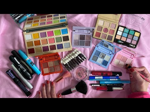 ASMR Makeup Roleplay One Minute