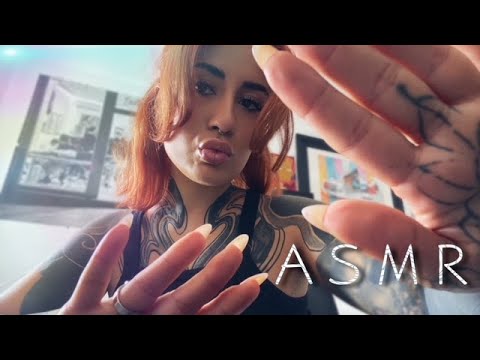 ASMR Táctil: Caricias, Mouth Sounds y Besos para una Relajación Profunda