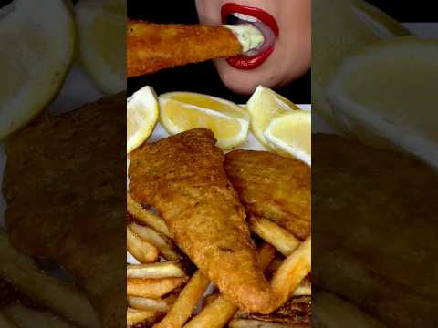 CRUNCHY FISH AND CHIPS #asmr #seafood #fish #food #eating