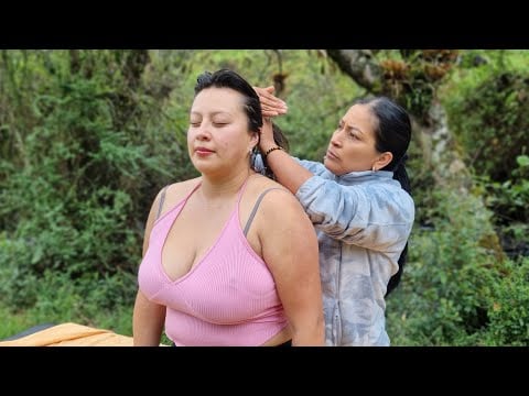 ASMR, Masaje descontracturante en la naturaleza con Maritza Pangol & Erika 