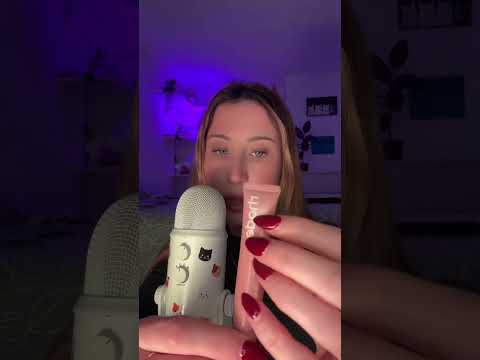 ASMR lipgloss application #asmrshorts #shorts