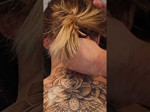 Scalp & Neck Massage – Feel This Instantly