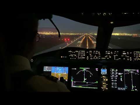 787 Dreamliner Landing - View from the Cockpit - Returning you home safely so you can go sleeeeeeep!