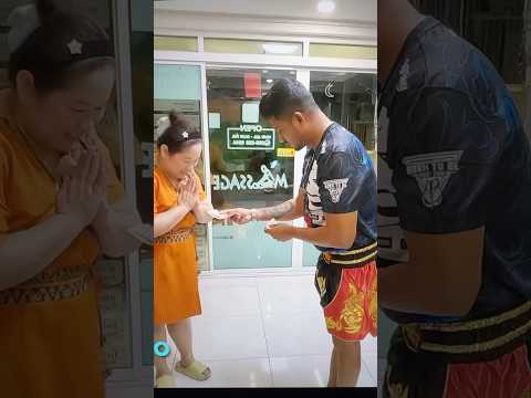 I Tried A Traditional Thai Foot Massage In Pattaya,Thailand🇹🇭 #thailand #thaifootmassage #muaythai