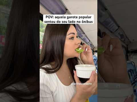 POV: aquela garota popular sentou do seu lado no ônibus  #shorts #humor