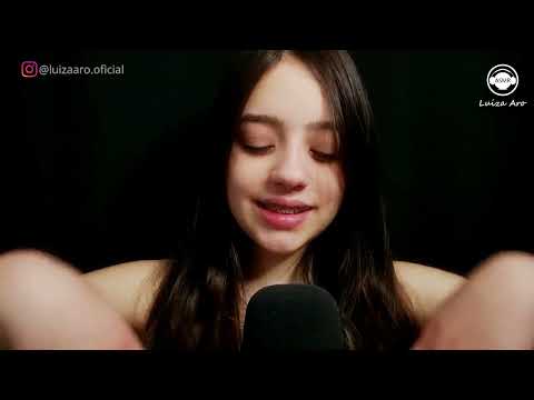 ASMR AMIGA TE DANDO CONSELHOS ( VOZ SUAVE / CÂMERA TOUCHING / SOM DE MÃOS ) Luiza Aro