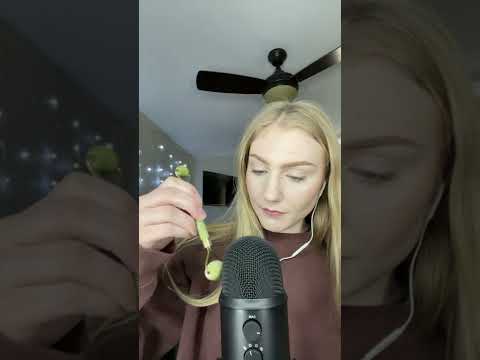 ASMR | Facial Roller