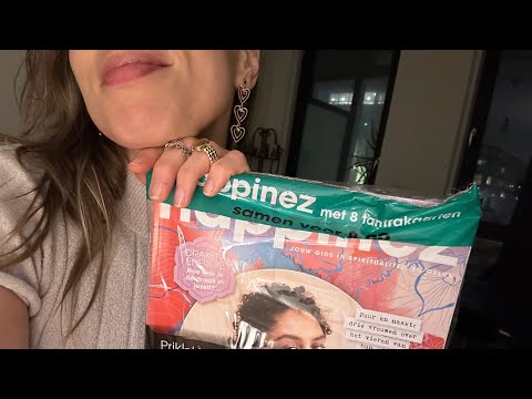 ASMR Page Squeezing and Turning Happinez Magazine