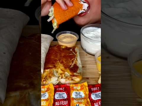 Taco Bell nacho cheese taco #asmr #taco #tacobell #food #mukbang