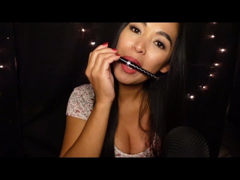 ASMR| PEN NOMS| PEN BITING/ EATING| WET MOUTH SOUNDS| SOFT KISSES