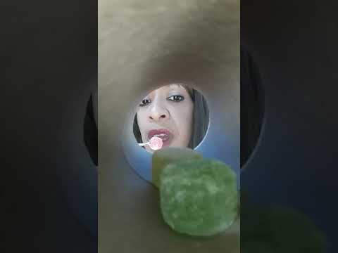 ASMR DOCES NO OUVIDO #shortsvideo #shorts #short