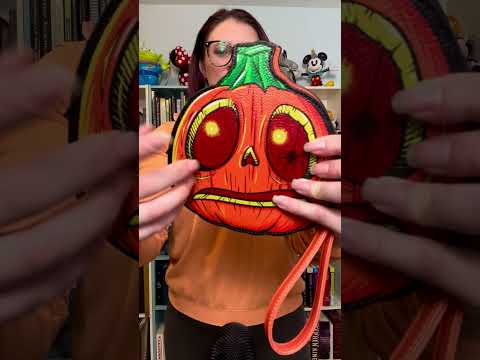 A Lil Scratchy on my Lil Boo bag 🎃 #fastasmr