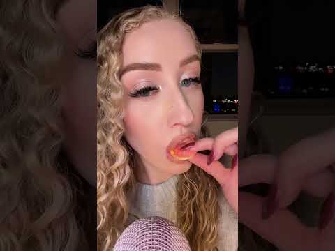Crunchy 🤤 💕 #asmrvideo #asmr #asmreating #asmrcandy #asmrfood
