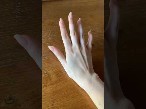 Am I the only one that finds hand tendons #oddlysatisfying ? 🥴💕 #asmr