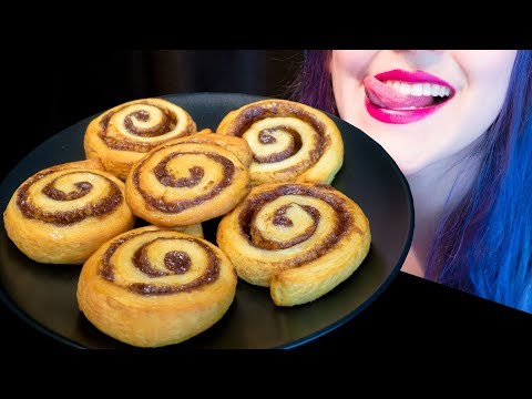 ASMR: Fresh & Crispy Cinnamon Rolls | Puff Pastry 🍩 ~ Relaxing Eating Sounds [No Talking|V] 😻