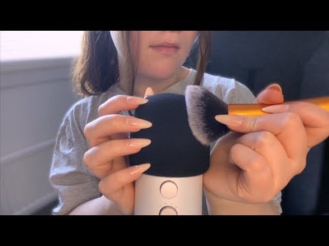 ASMR Foam Mic Scratching & Brushing (no talking)