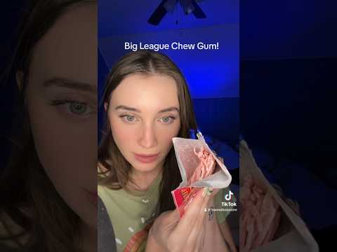 Yummy gum! #asmr #mukbang #shortsvideo #asmreating