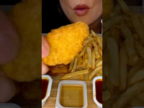 FRENCH FRIES & CHICKEN NUGGETS #asmr #food #mcdonalds