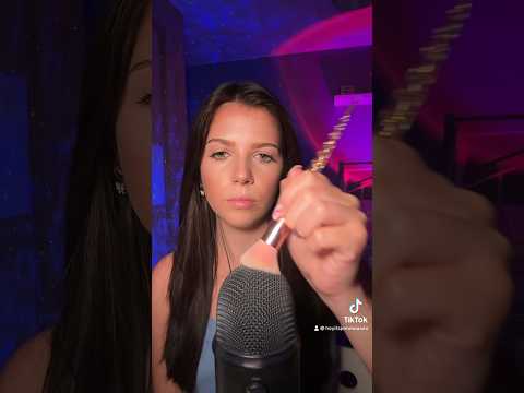 1 minute of mic brushing 🎤 #ASMR #asmr #mictriggers #asmrtriggers #relax #asmrtriggers #micbrushing