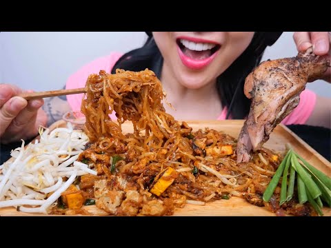 PAD THAI (ASMR EATING SOUNDS) LIGHT WHISPERS | SAS-ASMR