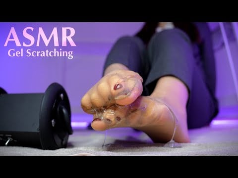 4K/ASMR｜耳全体をジェルで優しく包み込む足裏スクラッチ｜睡眠導入/ear cleaning/No Talking/Triggers for sleep/gel massage/foot sole