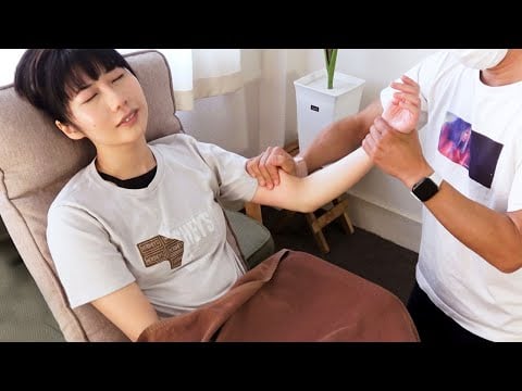 ASMR手の平と腕の疲労回復マッサージ音(ツボ押し有り) Fatigue relief massage for palms and arms
