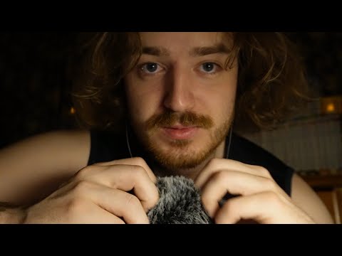 ASMR Contrasting Triggers, Fast and Aggressive Switching to Soft and Slow I promise this is good.