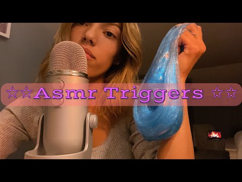 Ambers ASMR: Playing with glittery slime, cap sounds, eat candy, mic sounds(soft whispering) 🍭💜
