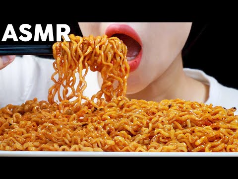 ASMR Spicy Fire Buldak Noodles Eating Sounds | 불닭볶음면이 당길 때 먹방 | MINEE EATS