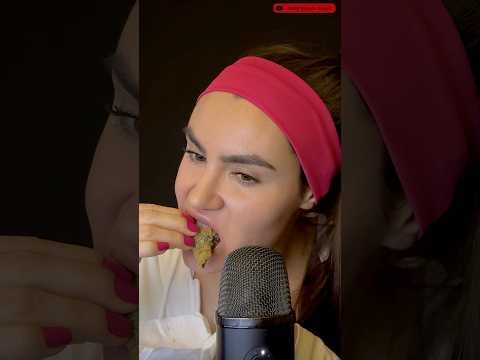 Comendo sushi 🍣 #shorts #asmr #mukbang #sushi #asmreatingsounds