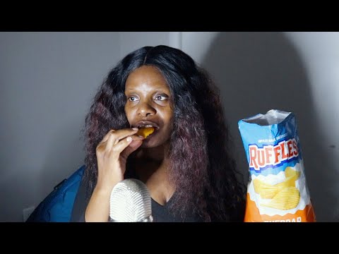 My Day CHEDDAR SOUR CREAM RUFFLES CHIPS ASMR EATING SOUNDS